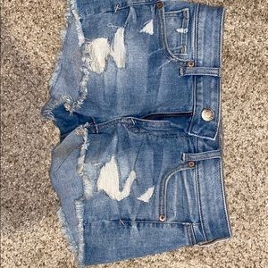Size 4, American Eagle jean shorts mid rise